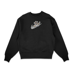 Sweat col rond noir unisexe brodé avec un design inspiré de luffy gear 5 swoosh (One Piece), style anime japonais tendance